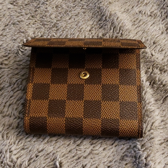 Louis Vuitton Wallet - Picture 7 of 16